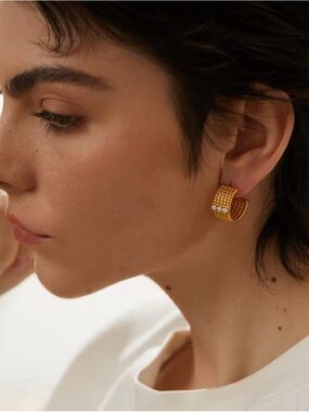 18k Gold Filled Pearl Textured Hoop Earrings - Women's Jewelry